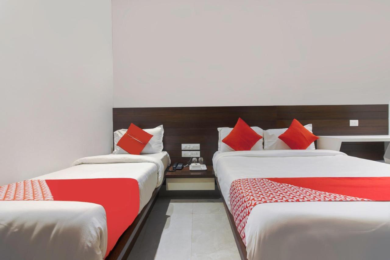 Hotel Flora Suites Mumbai Exterior photo