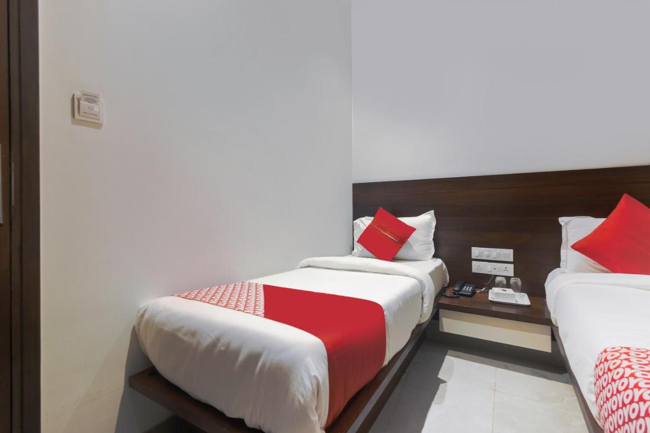 Hotel Flora Suites Mumbai Exterior photo