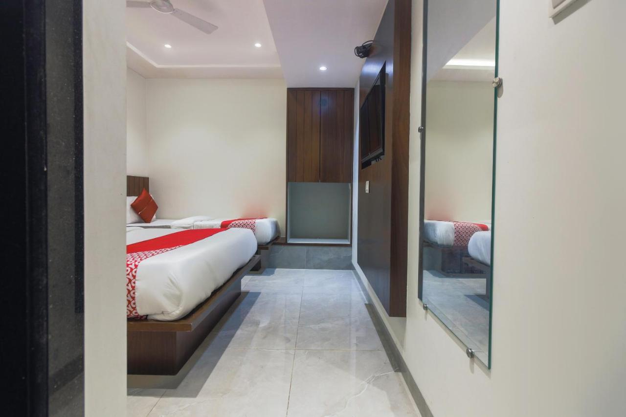 Hotel Flora Suites Mumbai Exterior photo