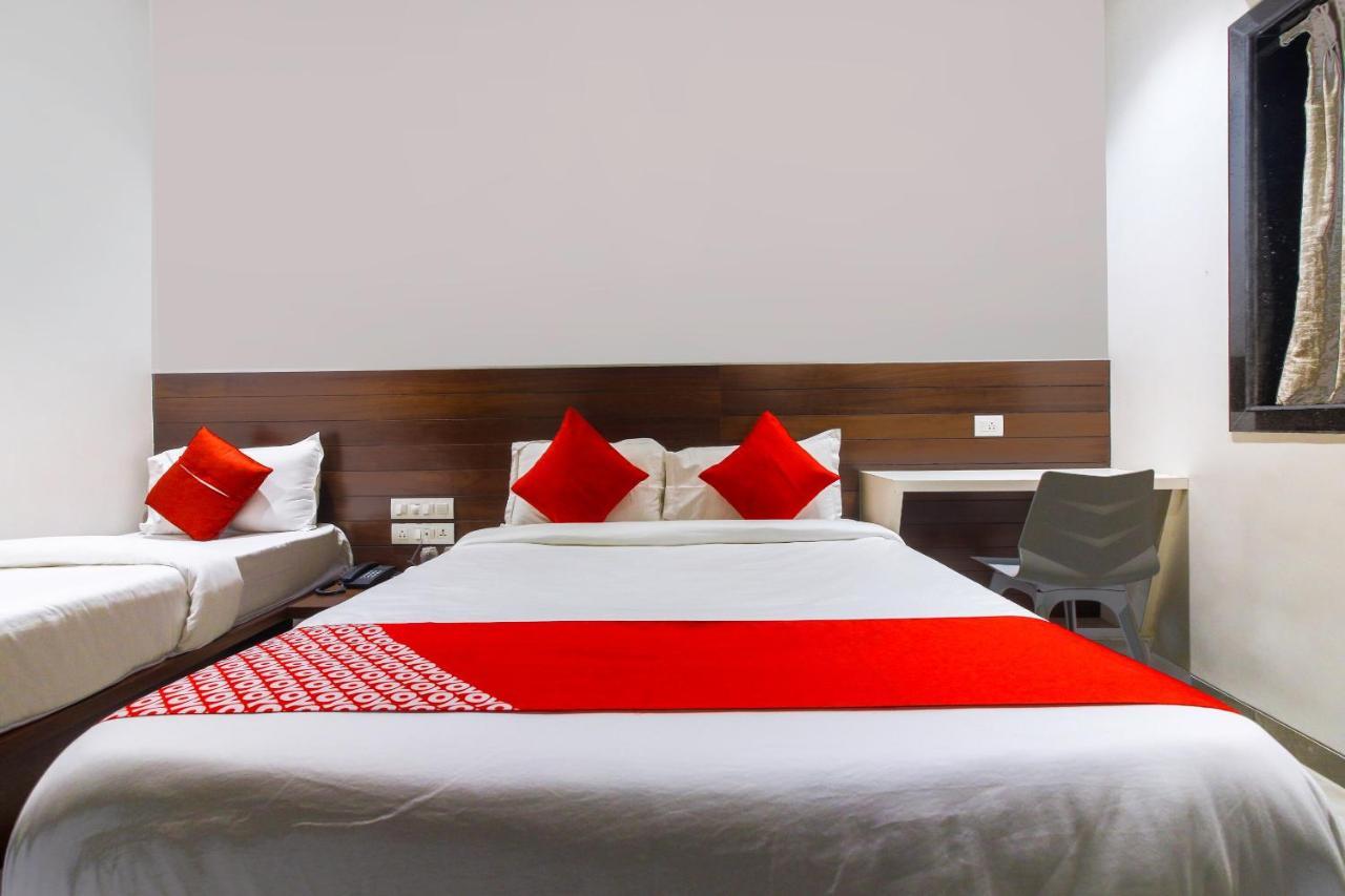 Hotel Flora Suites Mumbai Exterior photo